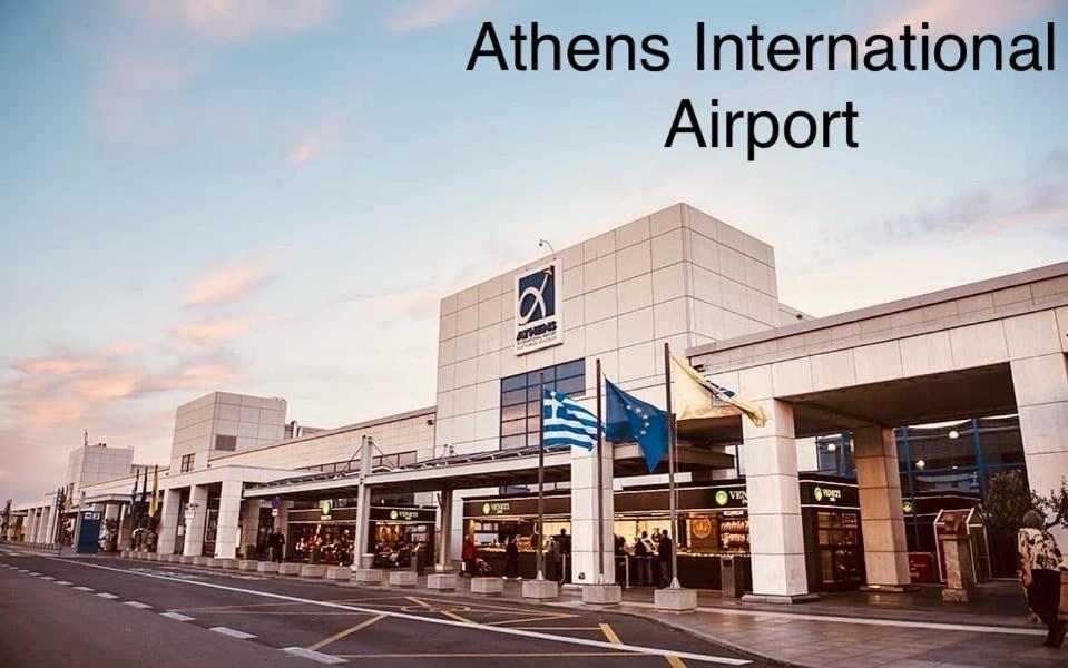 Demi'S Apartments Near Athen'S Airport Loútsa Exterior foto